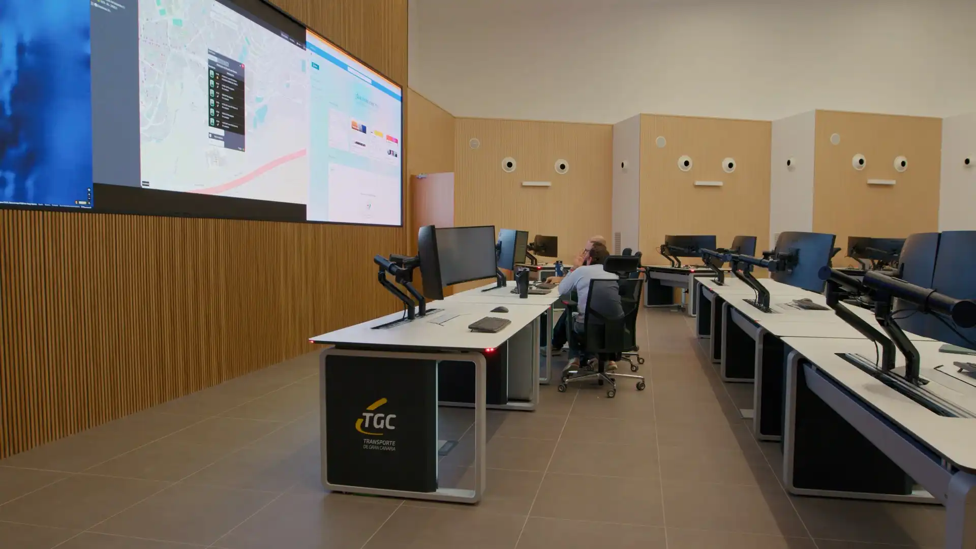 Centro de control Consolas de control Advantis NG GESAB de Transporte de Gran Canaria